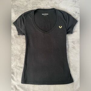 Womens True Religion V Neck Tee